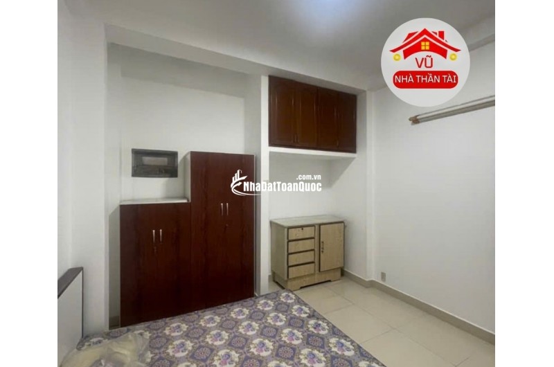 Bán nhà đẹp Măt Tiền Q.4, Gần Tân Vĩnh, 5,2m x 10m, 4 tầng, Giá nhỉnh 8 tỷ.